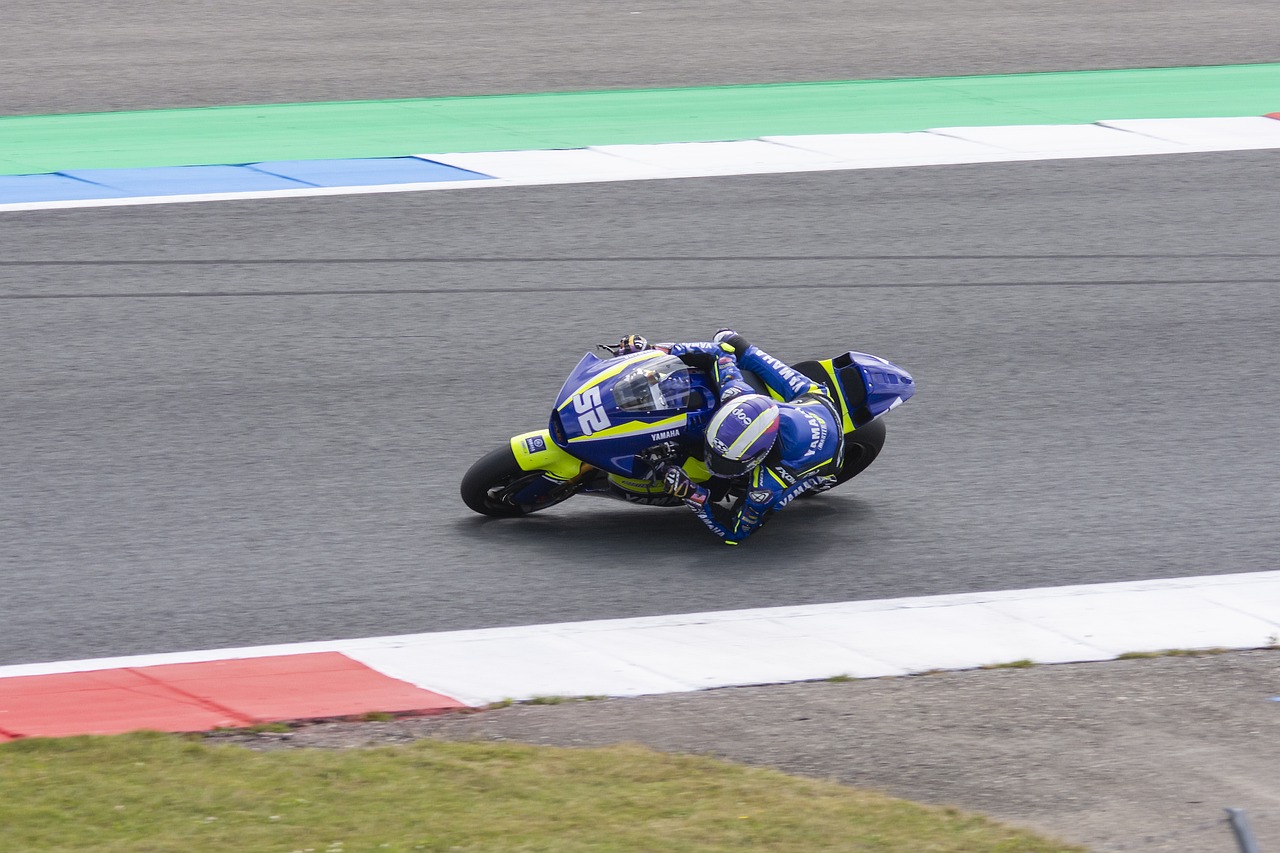 正是內維爾 正是內維爾